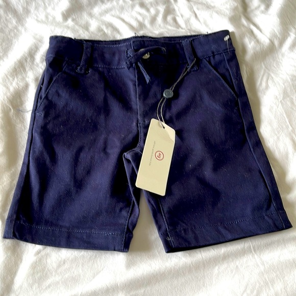 AG shorts - Picture 1 of 4